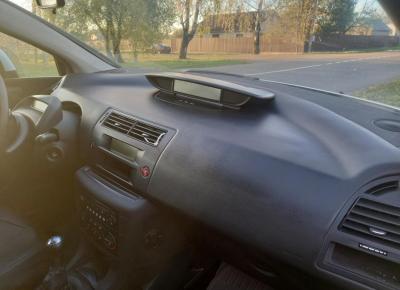 Фото Citroen C4