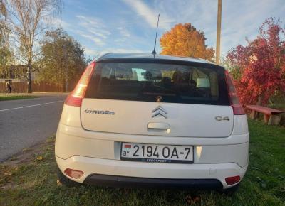 Фото Citroen C4