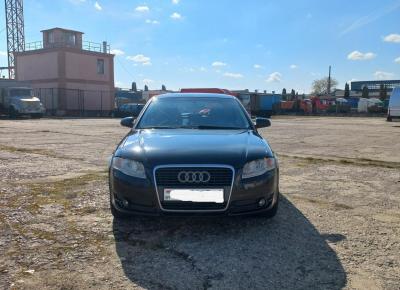 Фото Audi A4