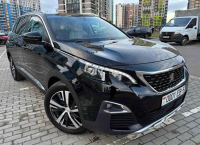 Фото Peugeot 5008