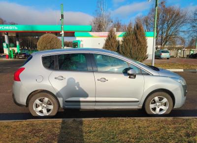 Фото Peugeot 3008