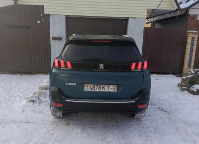 Фото Peugeot 5008