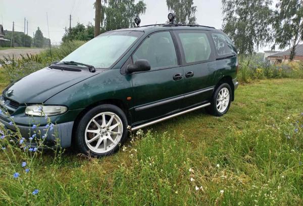 Chrysler Voyager, 1999 год выпуска с двигателем Дизель, 12 814 BYN в г. Слуцк