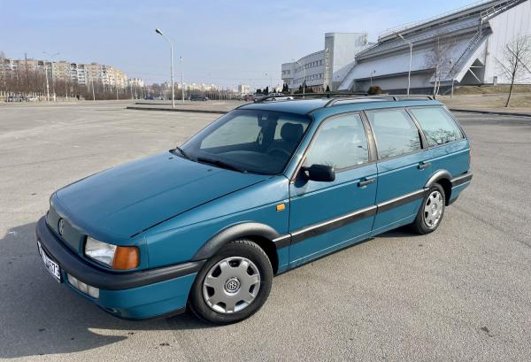 Volkswagen Passat, 1993 год выпуска с двигателем Бензин, 9 506 BYN в г. Барановичи