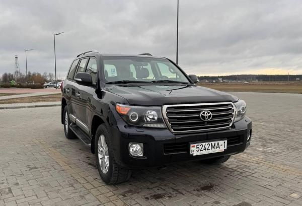 Toyota Land Cruiser, 2015 год выпуска с двигателем Дизель, 135 337 BYN в г. Иваново