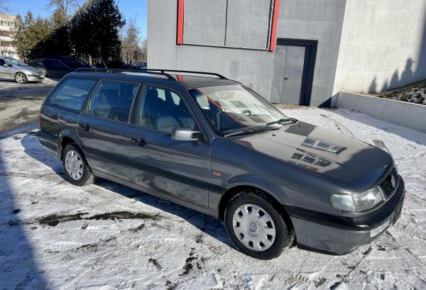 Volkswagen Passat, 1995 год выпуска с двигателем Бензин, 12 084 BYN в г. Барановичи