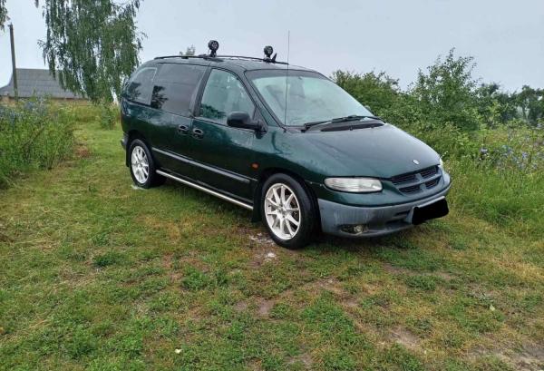 Chrysler Voyager, 1999 год выпуска с двигателем Дизель, 12 321 BYN в г. Слуцк