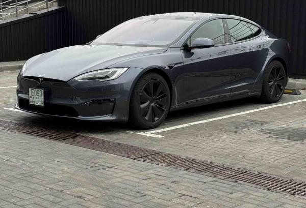 Tesla Model S, 2021 год выпуска с двигателем Электро, 162 117 BYN в г. Минск