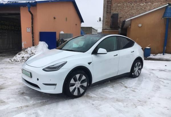 Tesla Model Y, 2021 год выпуска с двигателем Электро, 97 272 BYN в г. Жлобин