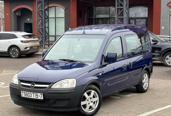 Opel Combo, 2009 год выпуска с двигателем Бензин, 19 496 BYN в г. Минск