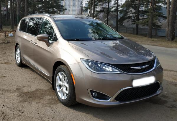 Chrysler Pacifica, 2017 год выпуска с двигателем Бензин, 75 539 BYN в г. Минск