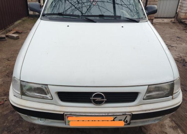 Opel Astra, 1997 год выпуска с двигателем Бензин, 3 654 BYN в г. Лида