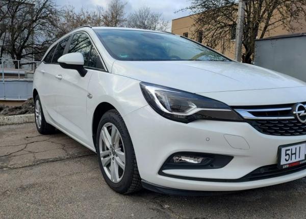 Opel Astra, 2017 год выпуска с двигателем Дизель, 43 501 BYN в г. Минск