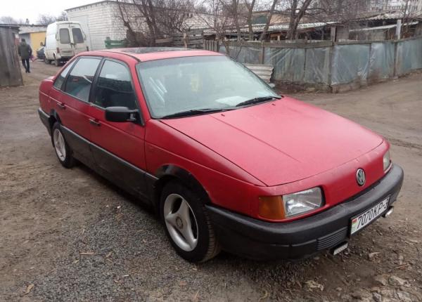 Volkswagen Passat, 1989 год выпуска с двигателем Бензин, 3 883 BYN в г. Гомель