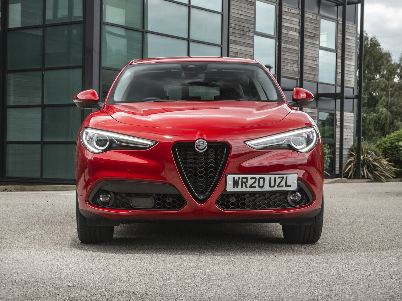 Фото Alfa Romeo Stelvio I Рестайлинг