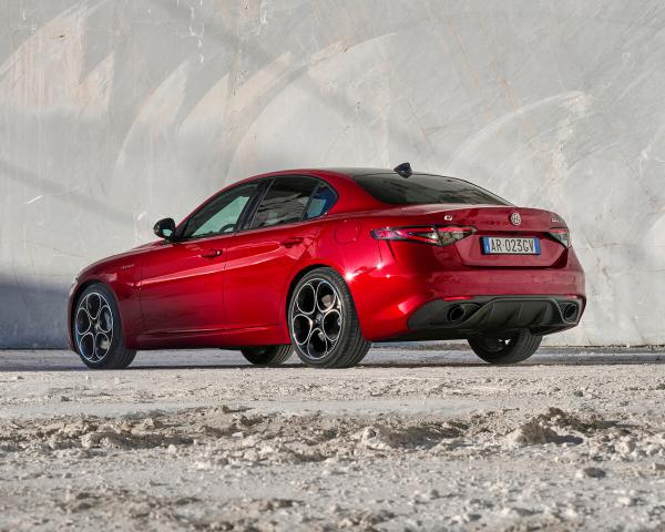 Фото Alfa Romeo Giulia II (952) Рестайлинг 2 Седан