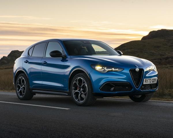 Фото Alfa Romeo Stelvio I Рестайлинг 2 Внедорожник 5 дв.