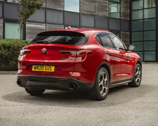 Фото Alfa Romeo Stelvio I Рестайлинг Внедорожник 5 дв.