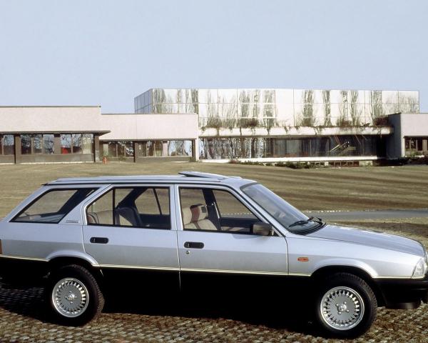 Фото Alfa Romeo 33 I Универсал 5 дв.