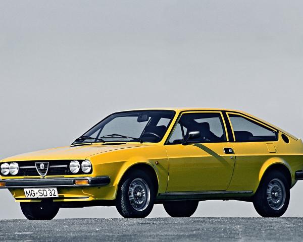 Фото Alfa Romeo Alfasud I Хэтчбек 3 дв. Sprint