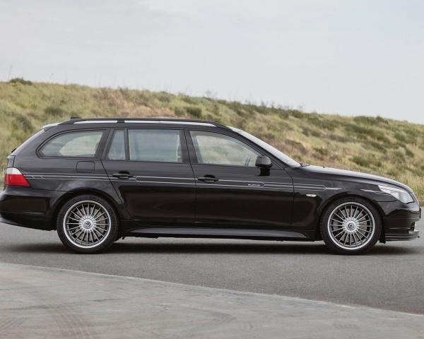 Фото Alpina B5 E60/61 Рестайлинг Универсал 5 дв.