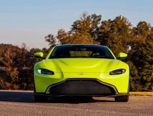 Фото Aston Martin V8 Vantage IV