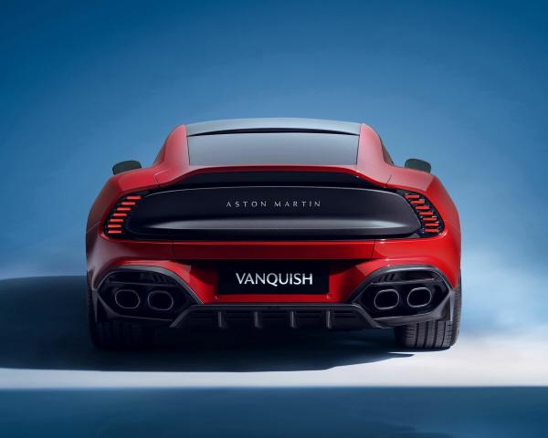 Фото Aston Martin Vanquish III Купе