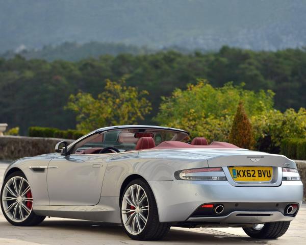 Фото Aston Martin DB9 I Рестайлинг 2 Кабриолет Volante