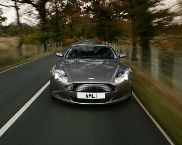 Фото Aston Martin DB9 I Купе