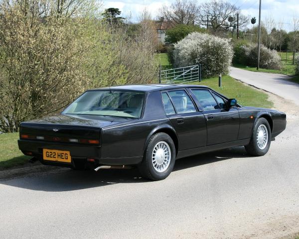 Фото Aston Martin Lagonda I Седан