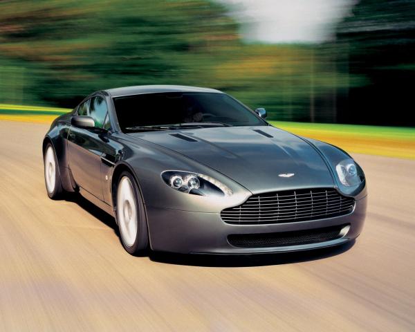 Фото Aston Martin V8 Vantage III Купе