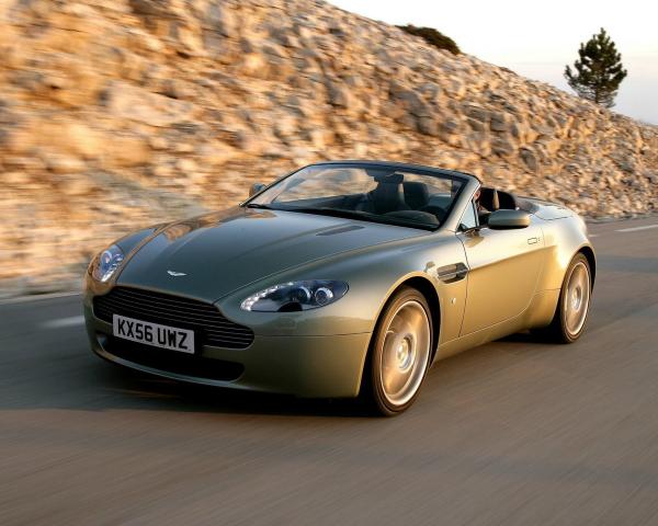 Фото Aston Martin V8 Vantage III Родстер