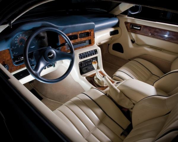 Фото Aston Martin Virage I Купе