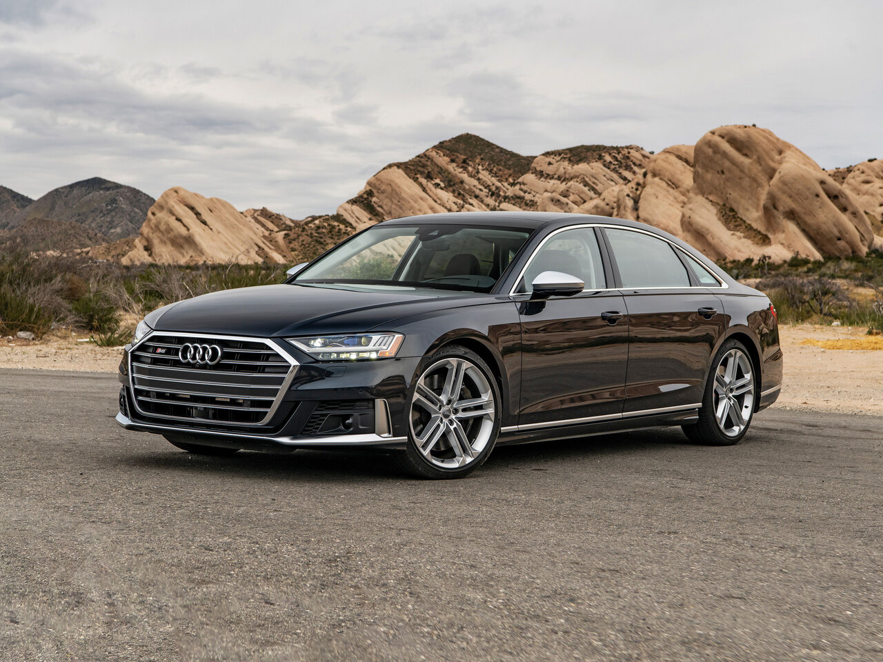 Фото Audi S8 IV (D5)