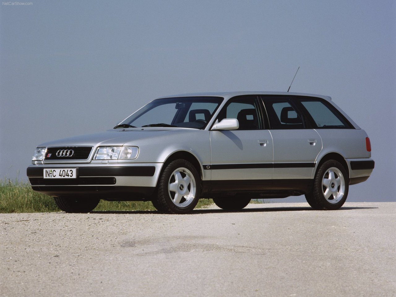 Характеристики и фото Audi 100 4 поколение (C4) 1990 - 1994, Универсал 5 дв.