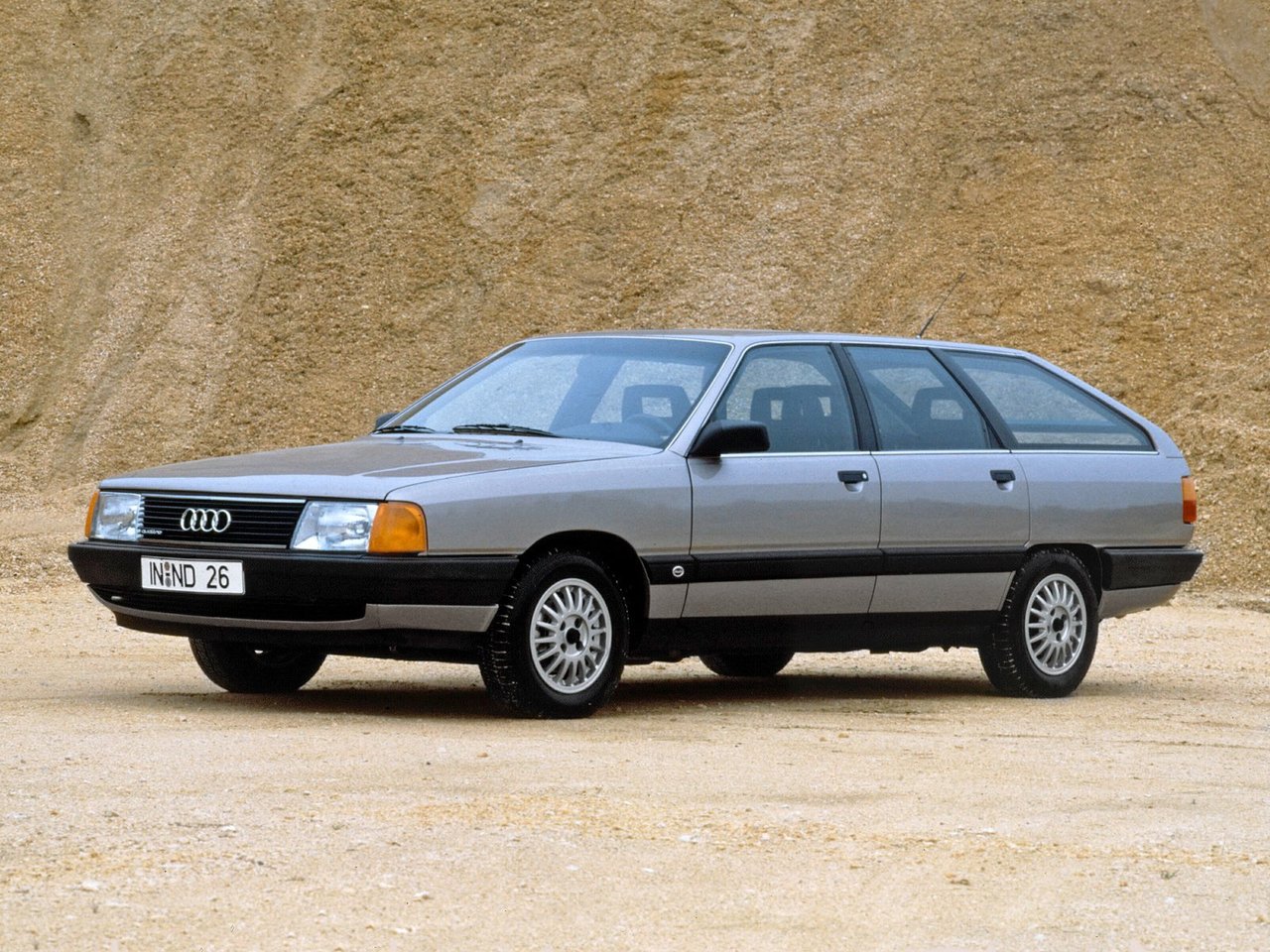 Фото Audi 100 III (C3) Рестайлинг