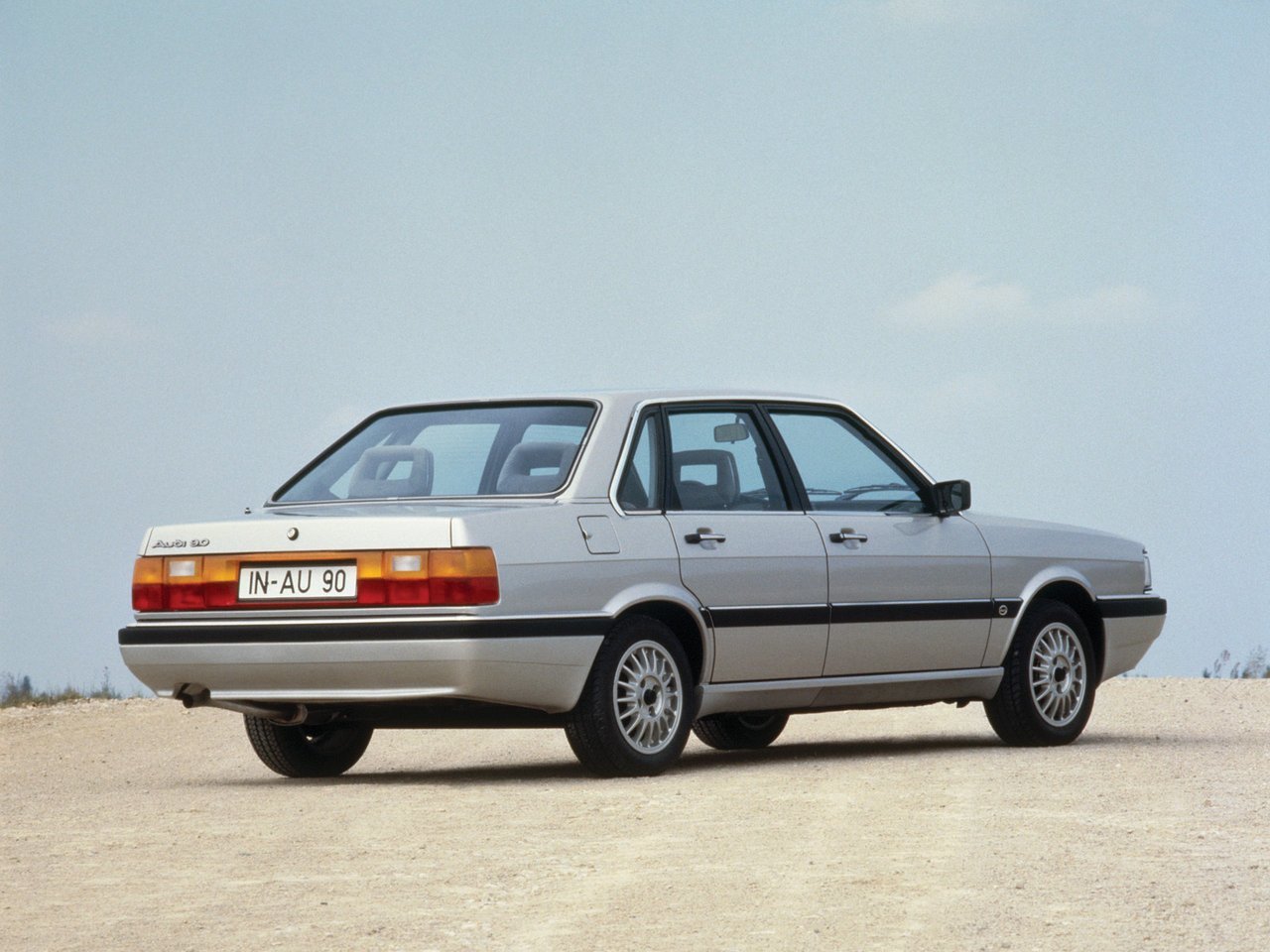 Фото Audi 90 I (B2)