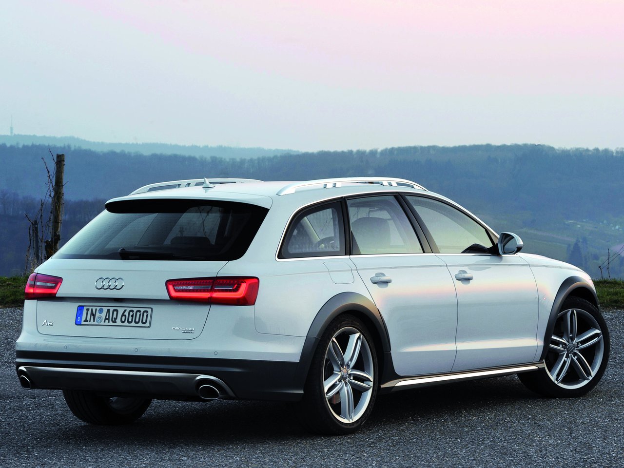 Фото Audi A6 Allroad III (C7)