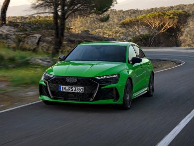 Фото Audi RS 3 III (8Y) Рестайлинг Хэтчбек 5 дв. Sportback