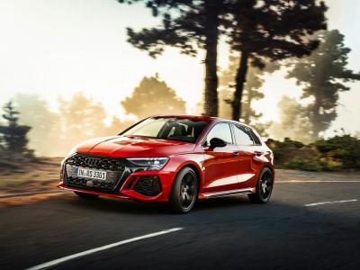 Фото Audi RS 3 III (8Y) Хэтчбек 5 дв. Sportback