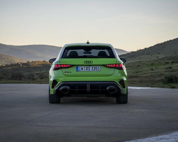 Фото Audi RS 3 III (8Y) Рестайлинг Хэтчбек 5 дв. Sportback