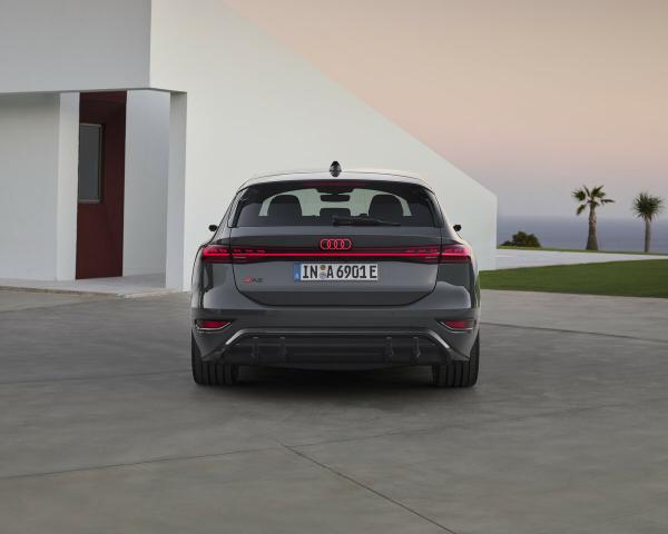 Фото Audi A6 e-tron I Универсал 5 дв.