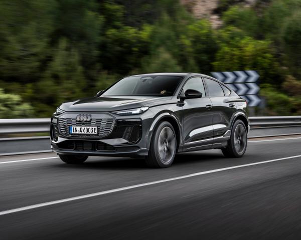 Фото Audi Q6 Sportback e-tron I Внедорожник 5 дв.