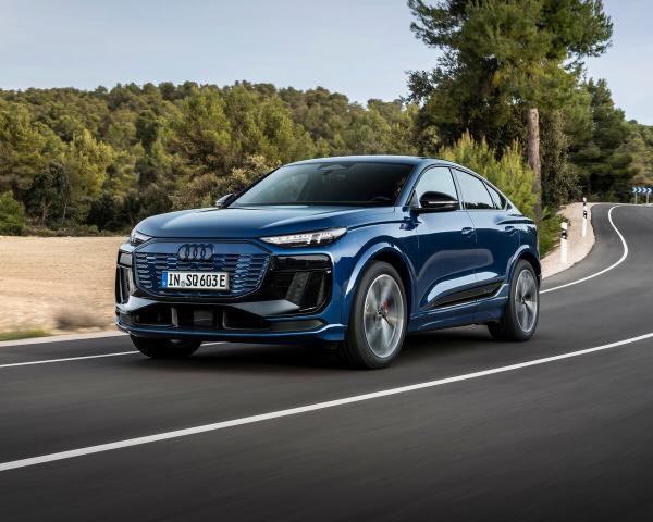 Фото Audi SQ6 Sportback e-tron I Внедорожник 5 дв.