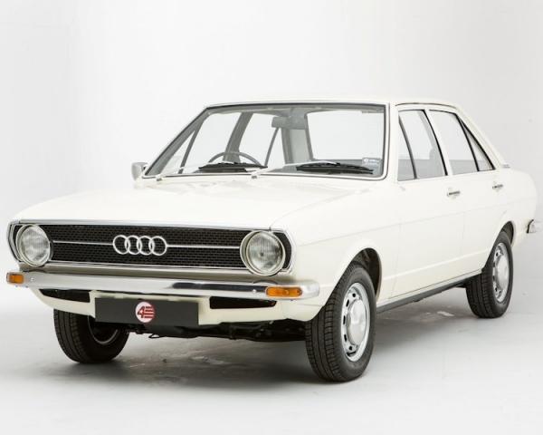 Фото Audi 80 II (B1) Седан