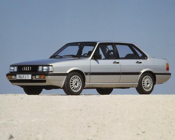 Фото Audi 90 I (B2) Седан