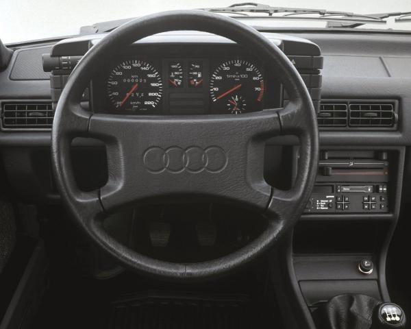 Фото Audi 90 I (B2) Седан