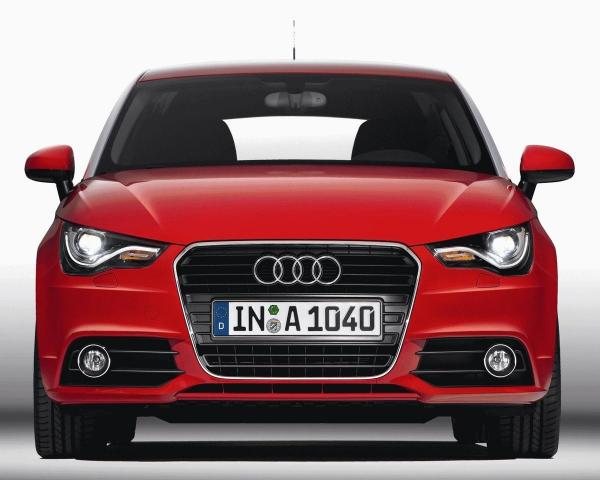 Фото Audi A1 I (8X) Хэтчбек 3 дв.