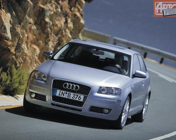 Фото Audi A3 II (8P) Рестайлинг 1 Хэтчбек 3 дв.