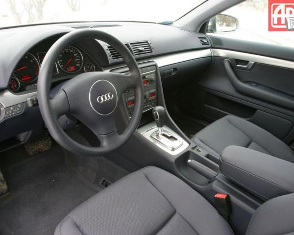 Фото Audi A3 II (8P) Рестайлинг 1 Хэтчбек 5 дв. Sportback